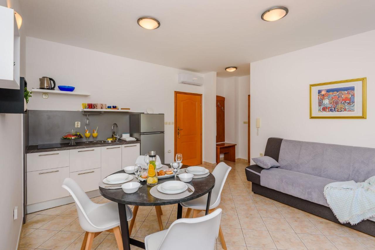 Apartments Bjelis Klek Exterior photo
